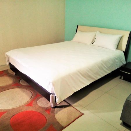 Afrikawisa At O.R. Tambo International Airport Bed & Breakfast เคมป์ตัน พาร์ค ห้อง รูปภาพ