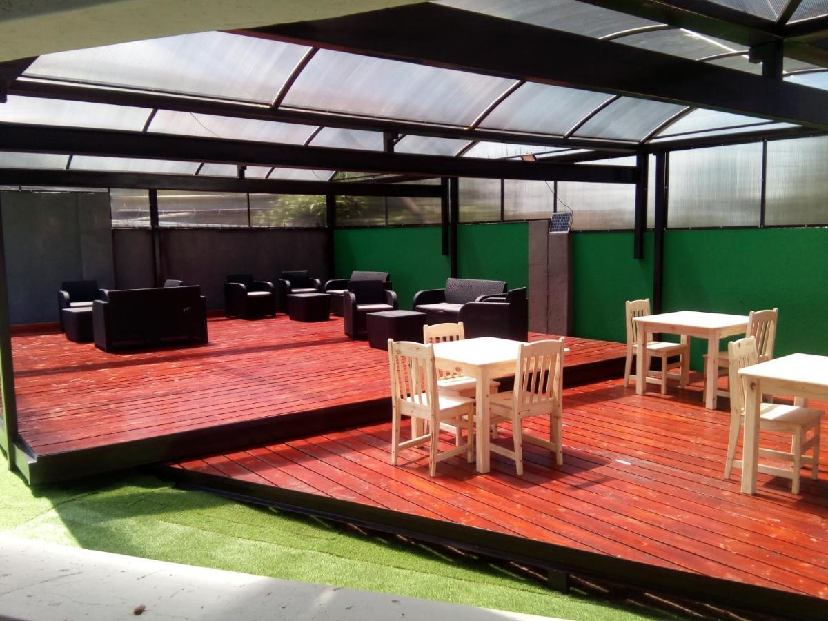 Afrikawisa At O.R. Tambo International Airport Bed & Breakfast เคมป์ตัน พาร์ค ภายนอก รูปภาพ