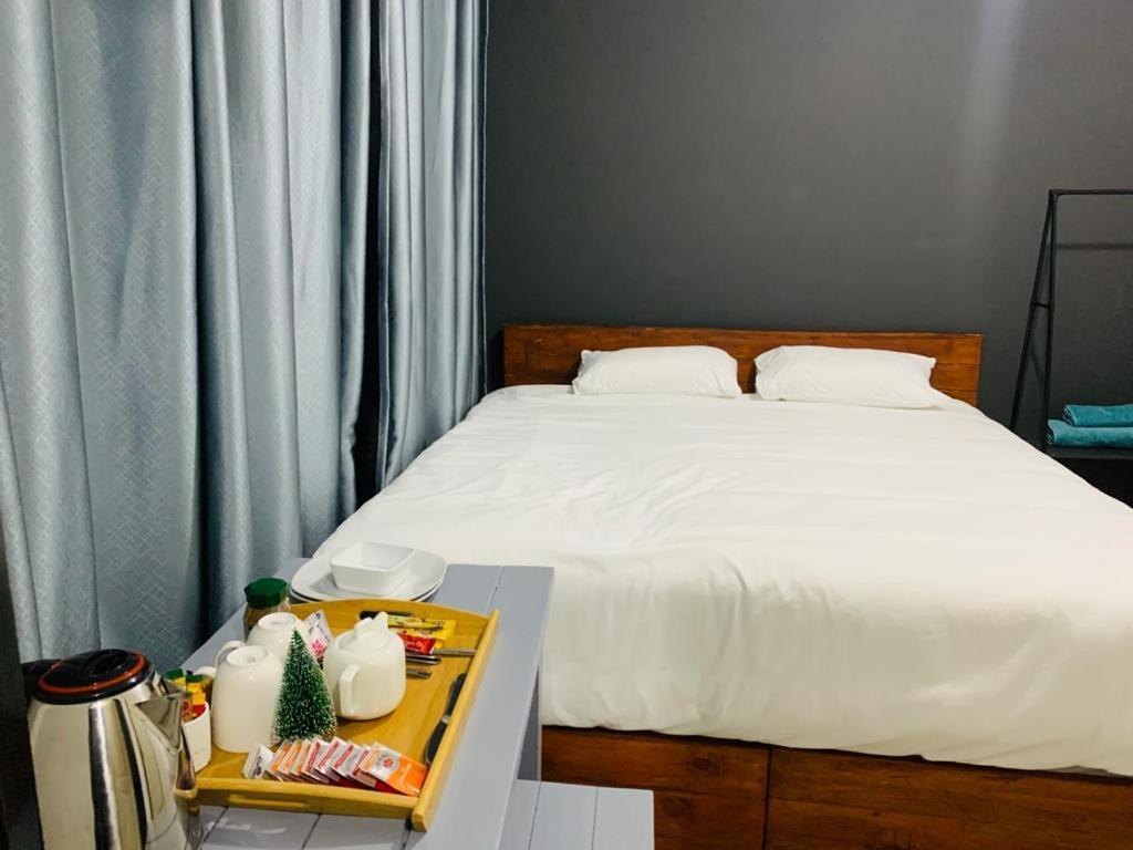 Afrikawisa At O.R. Tambo International Airport Bed & Breakfast เคมป์ตัน พาร์ค ภายนอก รูปภาพ